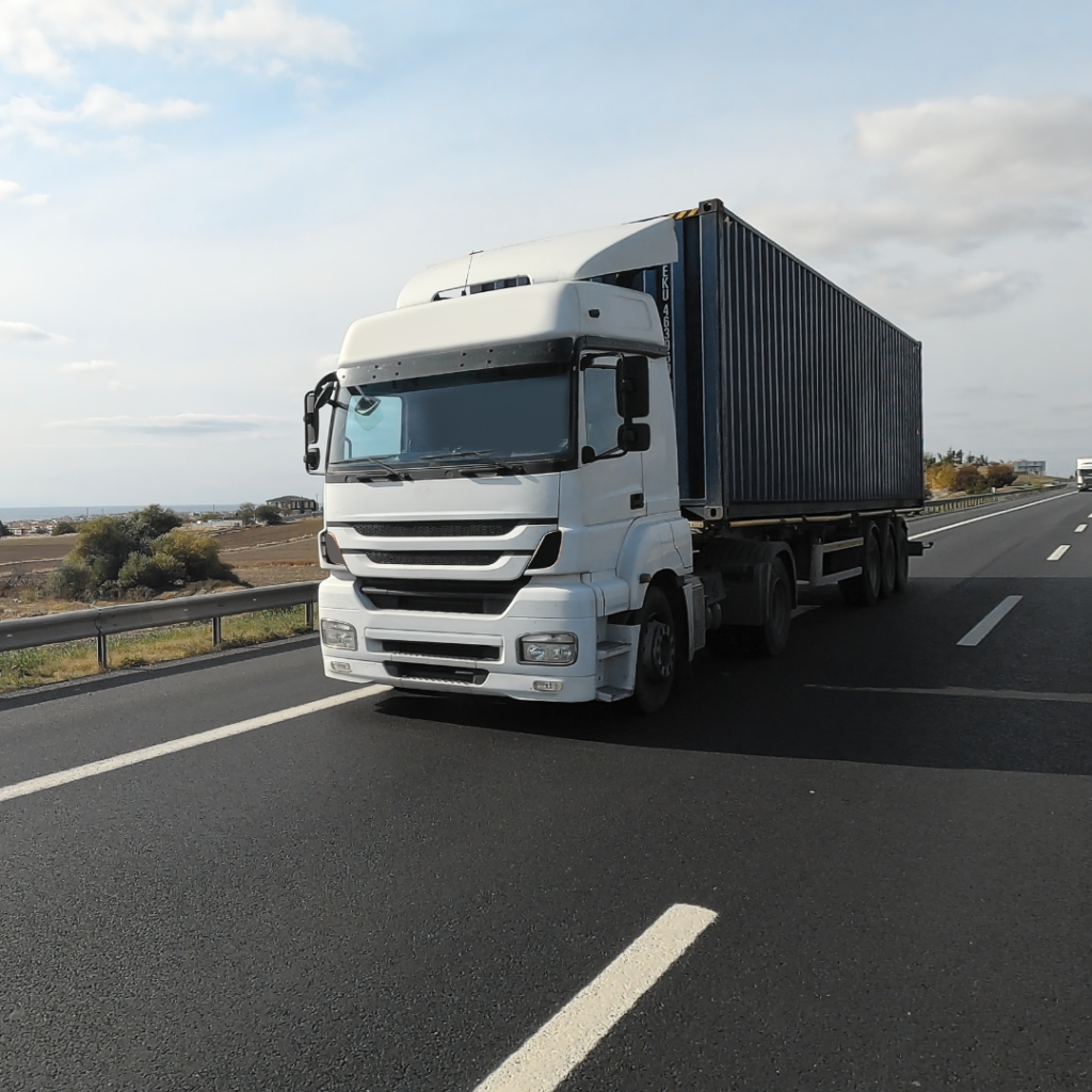 Camión de EXEM en carretera